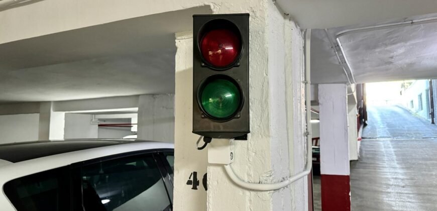 Garaje en venta en Avenida de Portugal