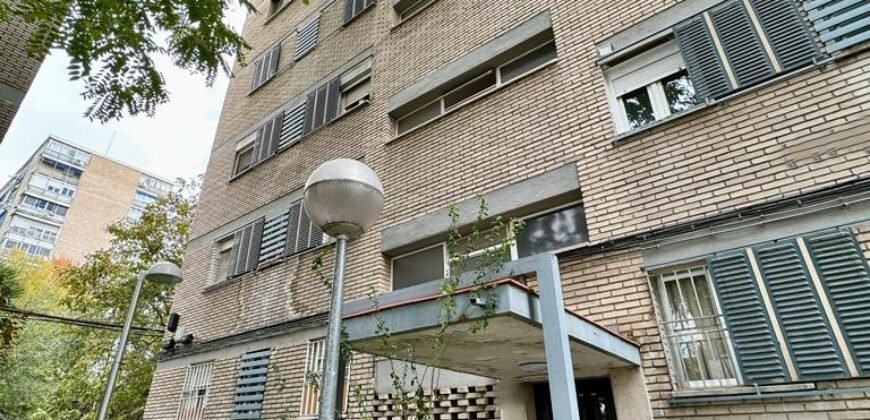 Piso en venta. Carretera de Boadilla del Monte 9, Campamento, Latina, Madrid Piso en venta. Carretera de Boadilla del Monte 9, Campamento, Latina, Madrid