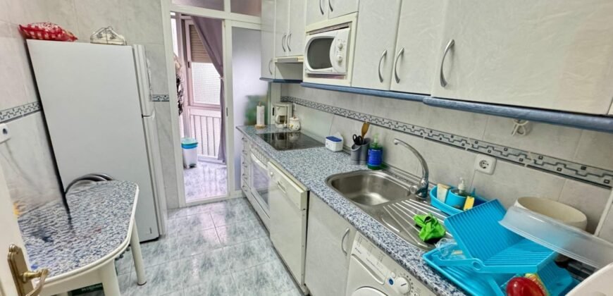 Piso en venta. Calle Villagarcía, Lucero, Madrid