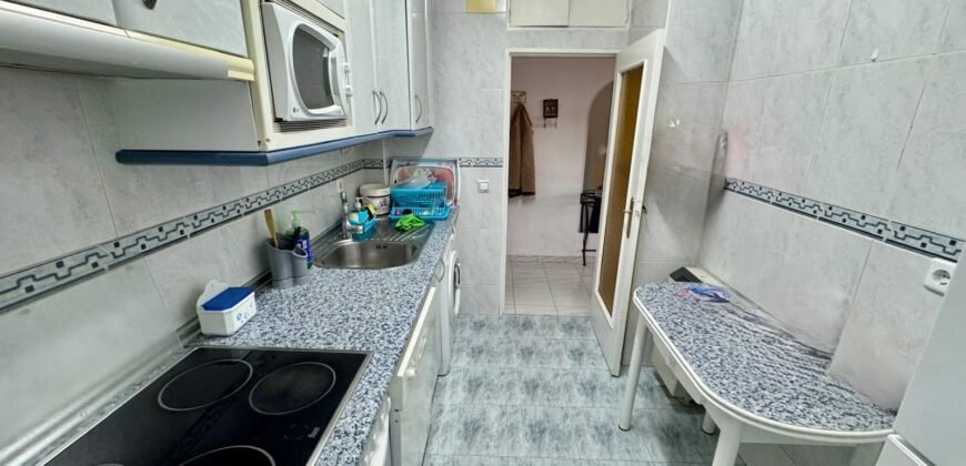 Piso en venta. Calle Villagarcía, Lucero, Madrid