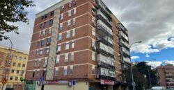Piso en venta. Calle Villagarcía, Lucero, Madrid