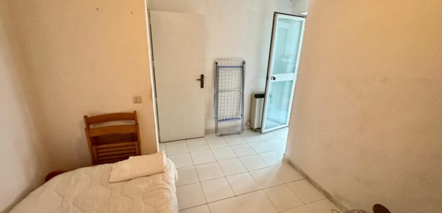 Piso en venta. Calle Villagarcía, Lucero, Madrid