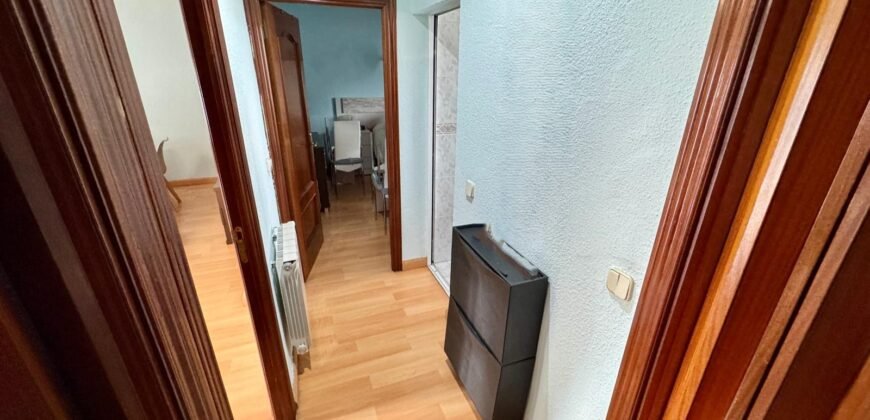 Piso en venta. Calle Villamanín, Lucero, Madrid