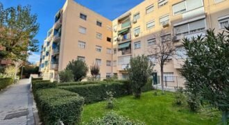 Piso en venta. Calle Serafín de Asís, Batán, Madrid