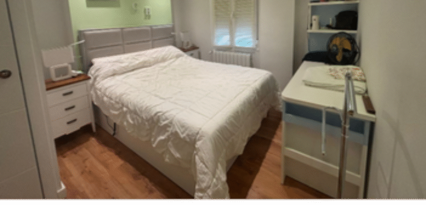 Piso en venta en Avenida del Padre Piquer, Aluche, Latina, Madrid