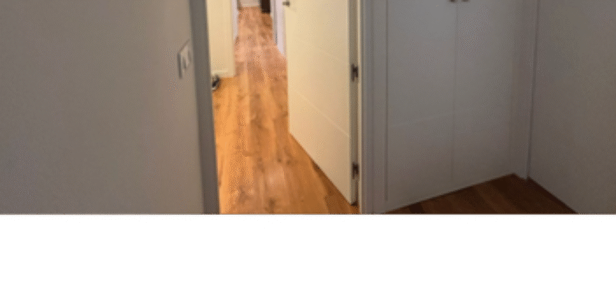 Piso en venta en Avenida del Padre Piquer, Aluche, Latina, Madrid