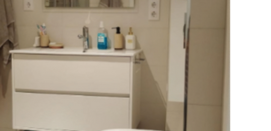 Piso en venta en Avenida del Padre Piquer, Aluche, Latina, Madrid