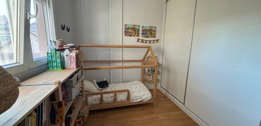 Piso en venta. Calle del Cine, Campamento, Latina, Madrid