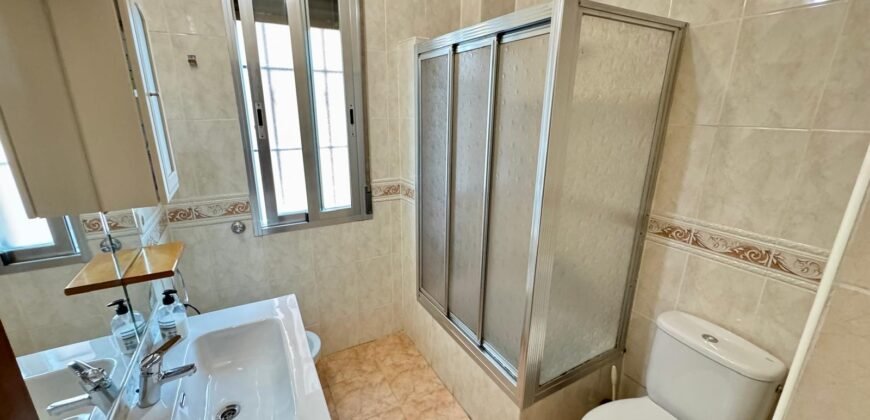 Piso en venta. Calle Villagarcía, Lucero, Latina, Madrid