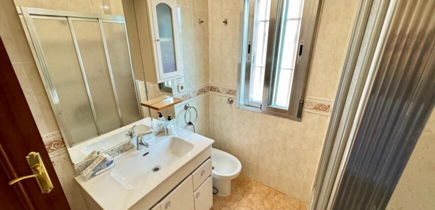 Piso en venta. Calle Villagarcía, Lucero, Latina, Madrid