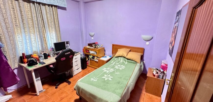 Piso en venta. Calle Villagarcía, Lucero, Latina, Madrid