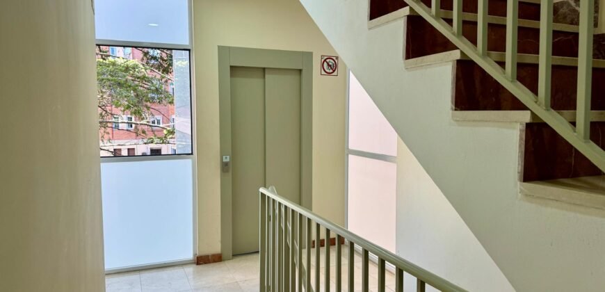 Piso en venta. Calle Villagarcía, Lucero, Latina, Madrid