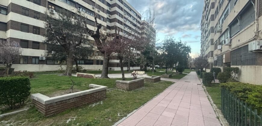 Piso en venta. Paseo de la Haya 2, Fuenlabrada II – El Molino, Fuenlabrada