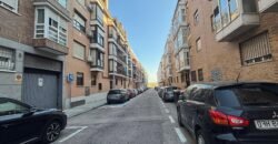Piso en venta. Calle Dos, Campamento, Latina, Madrid